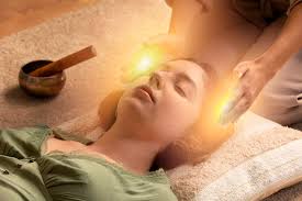 Reiki healing session